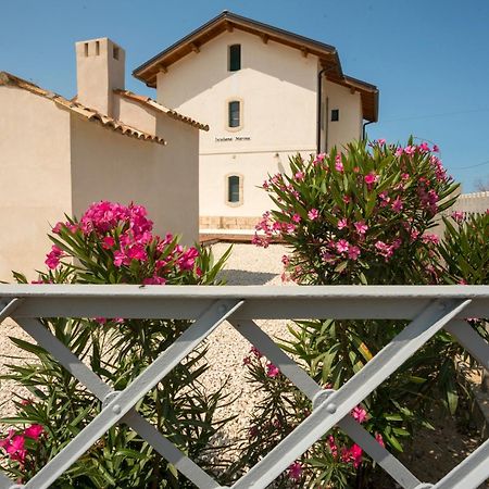 B&B Fermata 106 Da Carolina Siculiana Marina Exterior foto