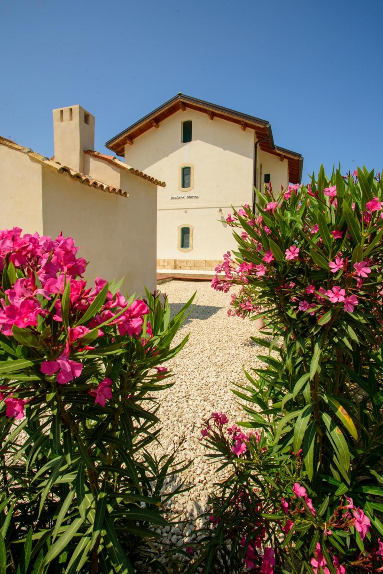 B&B Fermata 106 Da Carolina Siculiana Marina Exterior foto